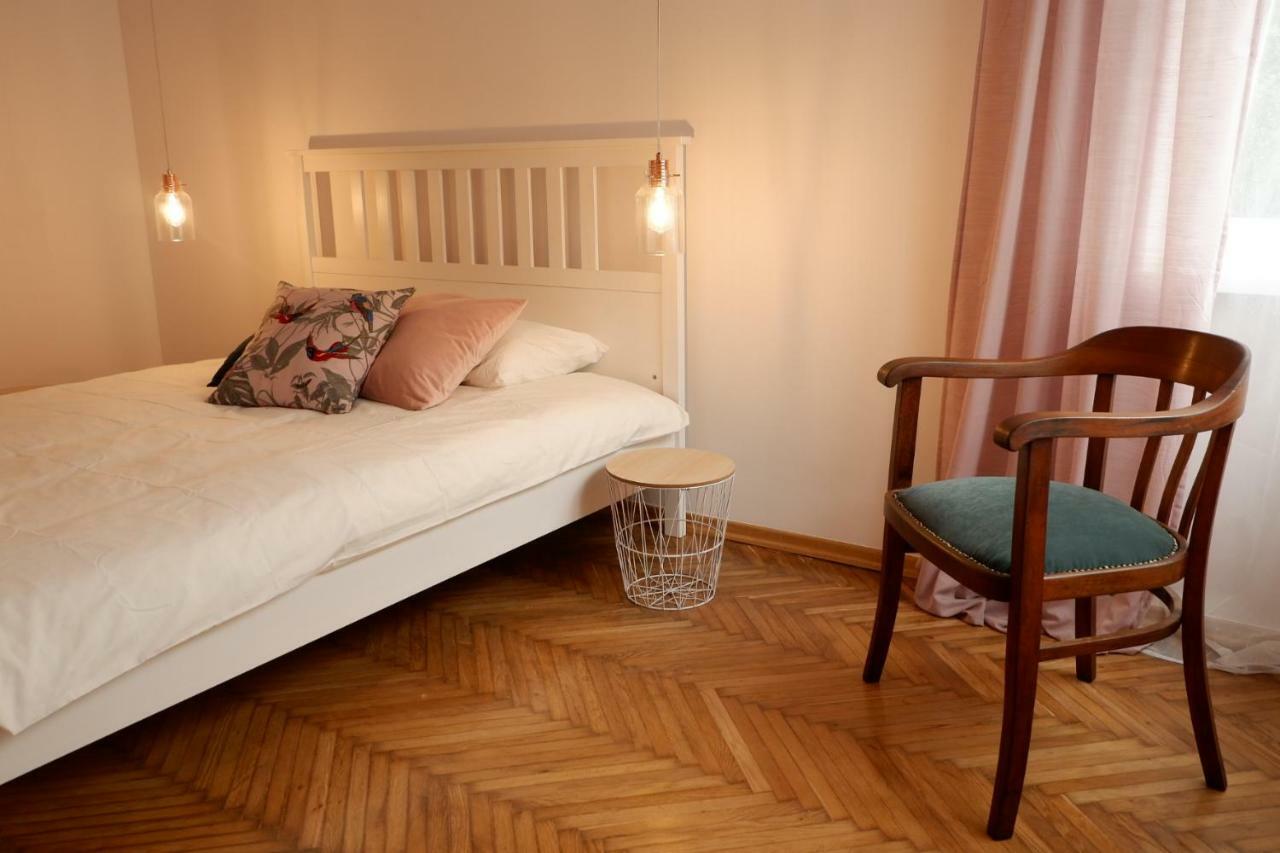 Singer Apartment Old Town Cracovia Esterno foto