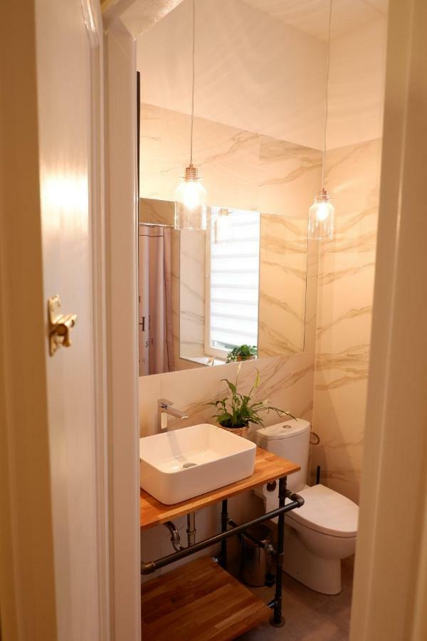 Singer Apartment Old Town Cracovia Esterno foto