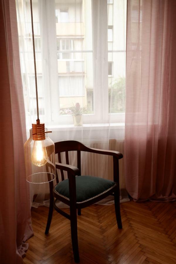 Singer Apartment Old Town Cracovia Esterno foto